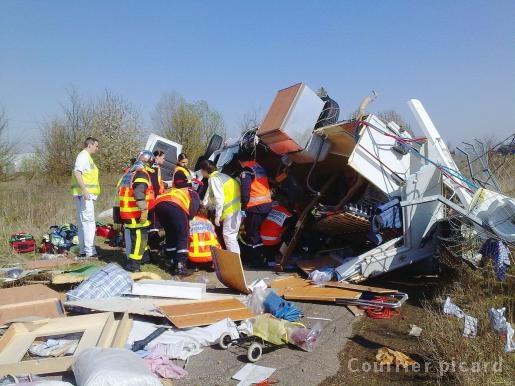 Accident camping-car retourné